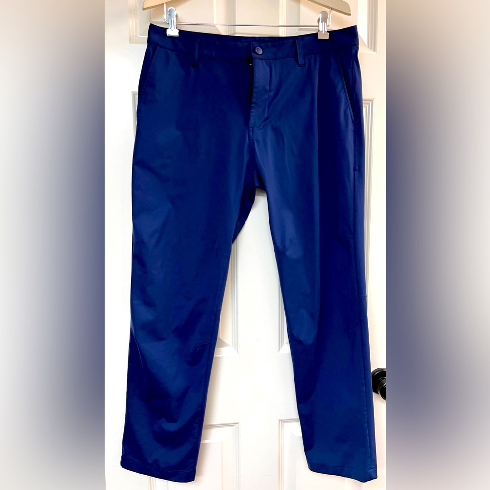 Rhône Athleisure pants size 34. Very comfortable and size 30 length.